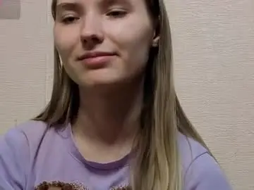 _kikiclark_  live sex cam