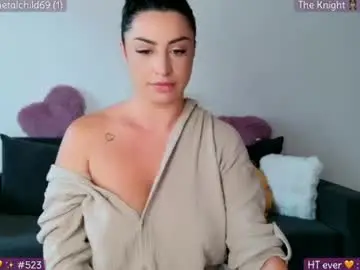 Amysique  live sex cam