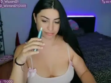 Amysique  live sex cam