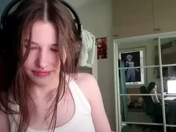 Avalutjen  live sex cam