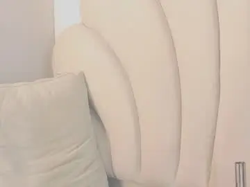 Bonieklent  live sex cam