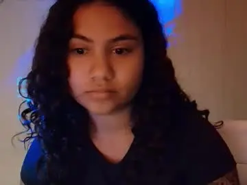 Cute_hippo8  live sex cam