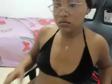 Ivon_lan  live sex cam