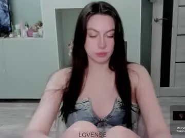 Julialawman  live sex cam