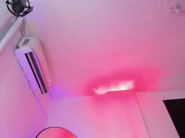 Maya_blue_  live sex cam