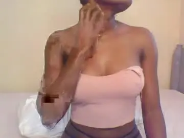 Petiteediva  live sex cam