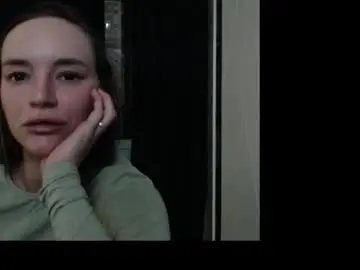 Pollyheey  live sex cam