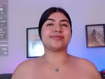 Rosehoneil  live sex cam