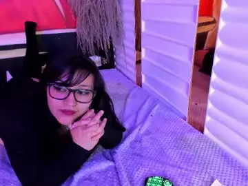 Skye_bluee_  live sex cam