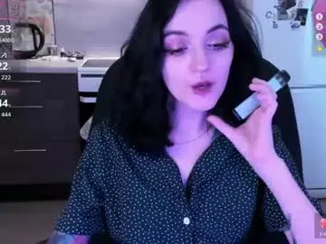 Sweeeetpoison  live sex cam