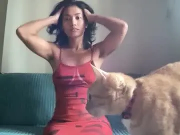 Theziggyrouge  live sex cam