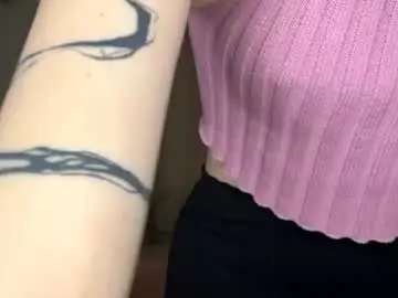 Dellisifuentes  live sex cam