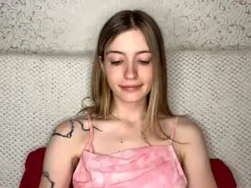 Dellisifuentes  live sex cam