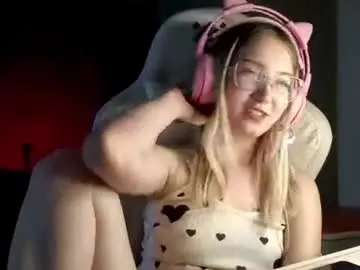 Elizsnelson  live sex cam