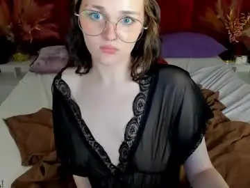 Emily_hil11  live sex cam