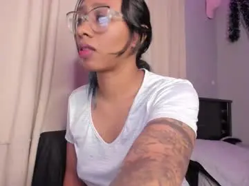 Katia606424  live sex cam