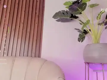 Kenykitty  live sex cam