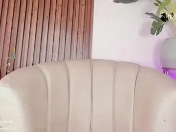 Kenykitty  live sex cam