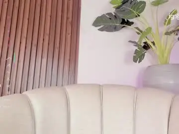 Kenykitty  live sex cam