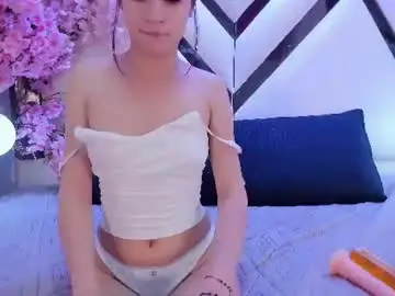 Maddiecouper  live sex cam
