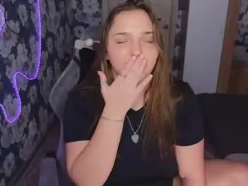 Momiji_i  live sex cam