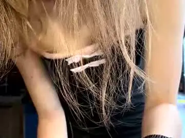 Renayreisdorf  live sex cam