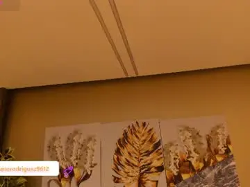 Sexyebonyvip_  live sex cam