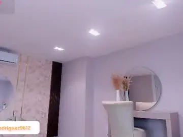 Sexyebonyvip_  live sex cam