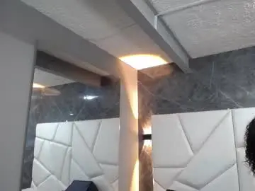 Shanel_black  live sex cam