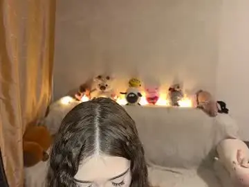 Urmeowkitty  live sex cam