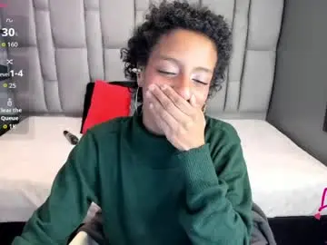 Zia_green  live sex cam