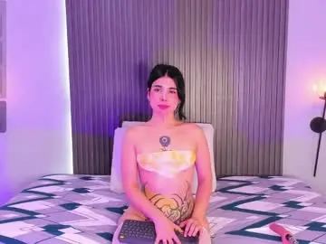 Adara_gray  live sex cam