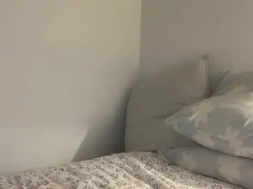 Blondebabeey  live sex cam