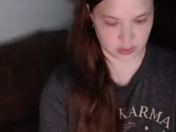 Elinareign  live sex cam