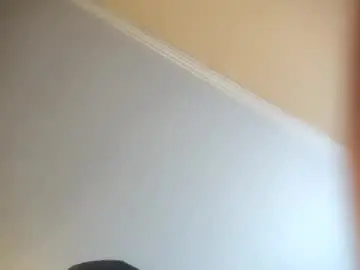 Fsrlftnesflt  live sex cam