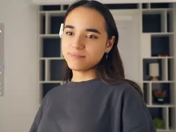 Keeleyreineck  live sex cam