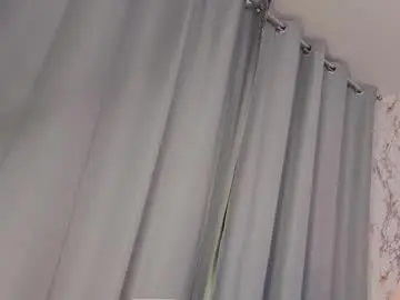 Larissa_antonella  live sex cam