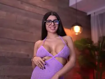 Latinaloco  live sex cam