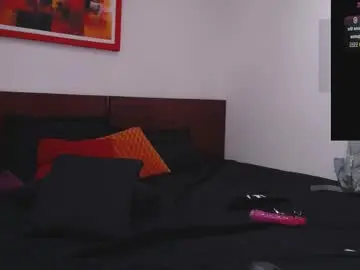 Logaan_chloe  live sex cam