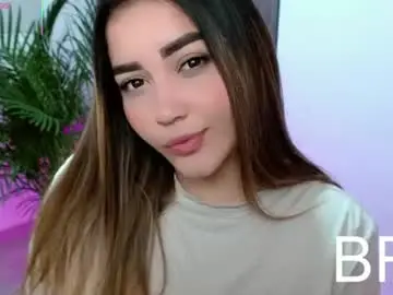 Lucia_star_  live sex cam