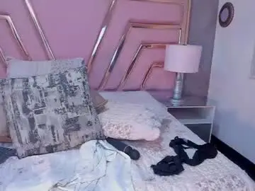 Maywesst  live sex cam