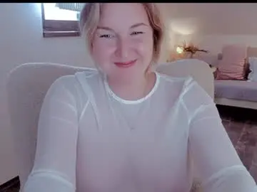 Tallinnlove  live sex cam