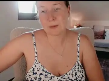 Tallinnlove  live sex cam