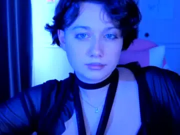 Tommioo7  live sex cam