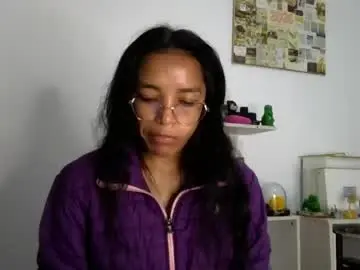 Alia_lombardi  live sex cam