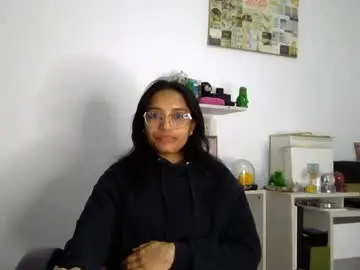 Alia_lombardi  live sex cam