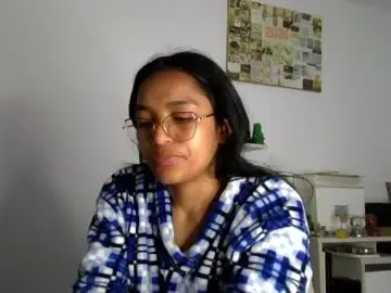 Alia_lombardi  live sex cam
