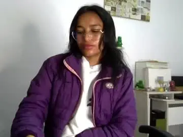 Alia_lombardi  live sex cam