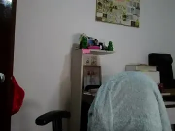 Alia_lombardi  live sex cam
