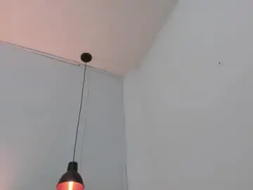 Bellota_flak  live sex cam